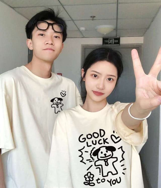 ペアルック/お揃い 手書き風プリント Tシャツ